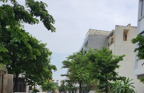 Chính chủ bán 1 căn 4 tầng xây thô, dự án Vạn Cát. trung tâm Thành phố Vĩnh Yên
